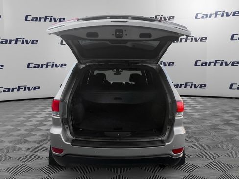 Used 2018 Jeep Grand Cherokee Laredo AWD/4WD image 10