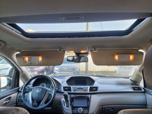 Used 2014 Honda Odyssey EX-L image 28