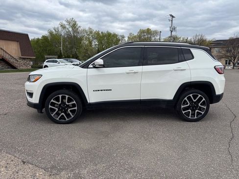 Used 2018 Jeep Compass Limited w/ Navigation Group AWD/4WD image 9