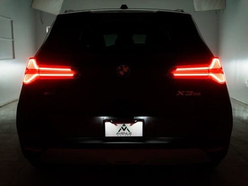 Used 2025 BMW X3 xDrive30i image 40