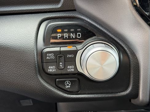 Used 2024 RAM 1500 Laramie image 22