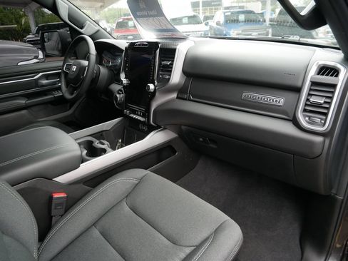 Used 2026 RAM 1500 Big Horn AWD/4WD image 10