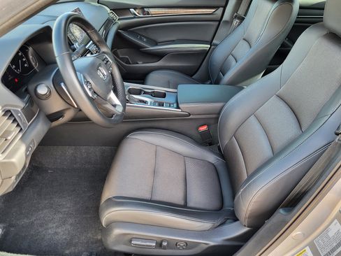 Used 2022 Honda Accord Sport image 8