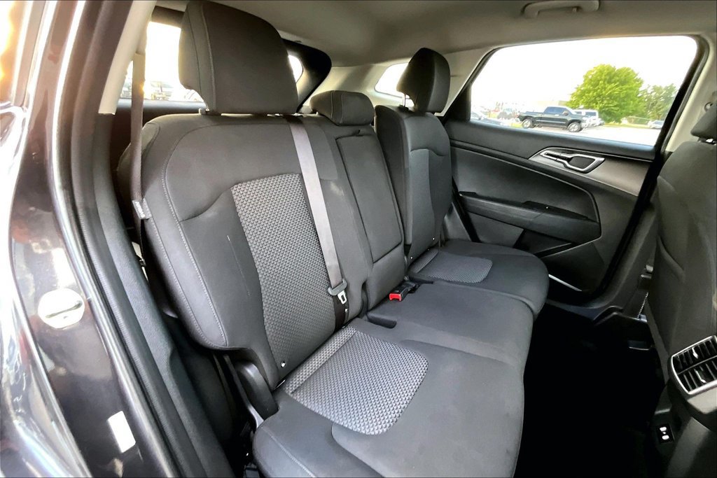 Used 2026 Kia Sportage LX AWD/4WD image 37