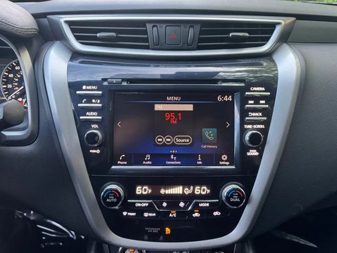 Used 2020 Nissan Murano S w/ Technology Package AWD/4WD image 16