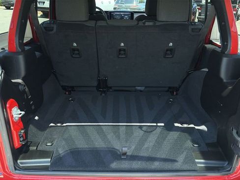 Used 2024 Jeep Wrangler Unlimited Sport AWD/4WD image 38
