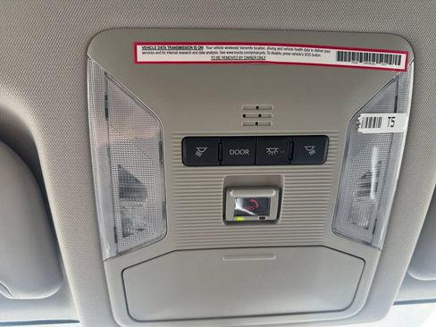 Used 2024 Toyota RAV4 LE AWD/4WD image 26
