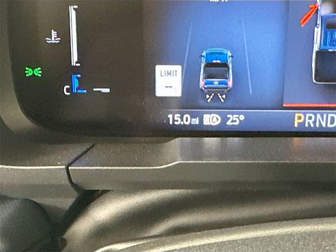 New 2026 Ford Maverick Lariat image 13