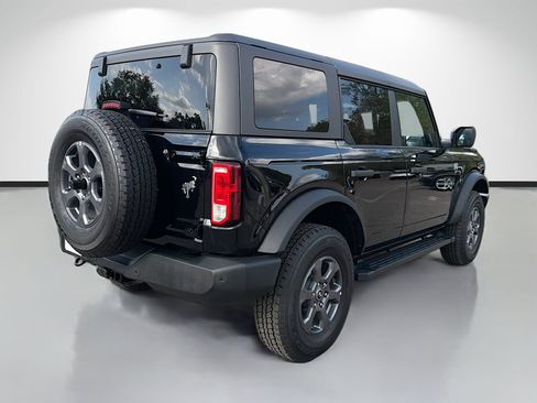 Used 2025 Ford Bronco Big Bend image 3