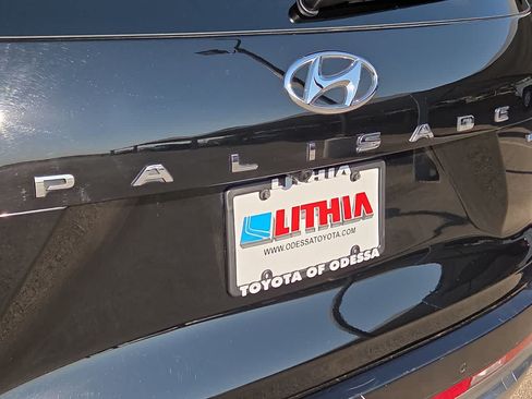 Used 2023 Hyundai Palisade Calligraphy AWD/4WD image 11