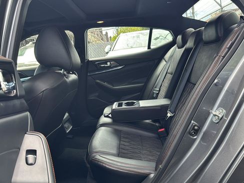 Used 2023 Nissan Maxima SR w/ Sport Mat Group FWD image 20