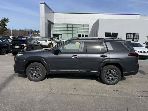 Used 2026 Subaru Outback Premium image 2