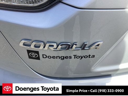 Used 2024 Toyota Corolla LE image 23