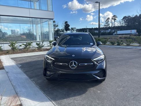 Used 2025 Mercedes-Benz GLC 300 GLC 300 image 3