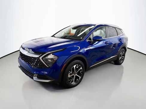 Used 2023 Kia Sportage EX image 5