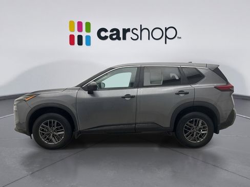 Used 2023 Nissan Rogue S image 2