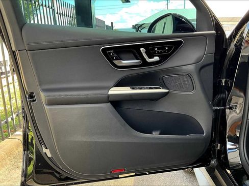 New 2026 Mercedes-Benz GLC 300 image 15