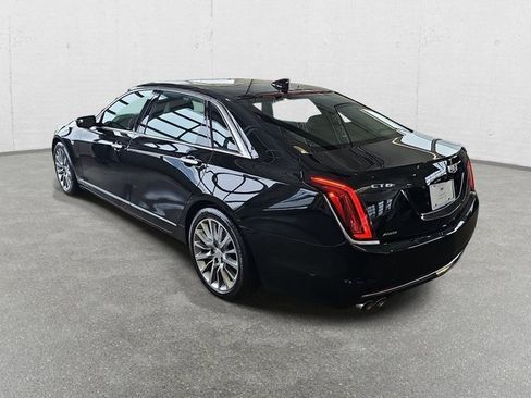 Used 2018 Cadillac CT6 Luxury image 7