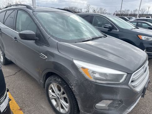 Used 2018 Ford Escape SE w/ SE Sync 3 Package image 13