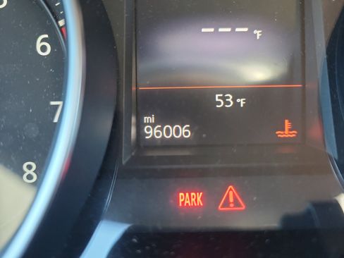 Used 2019 Volkswagen GTI SE image 25