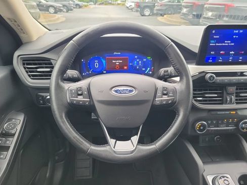 Used 2020 Ford Escape SE Sport FWD image 10