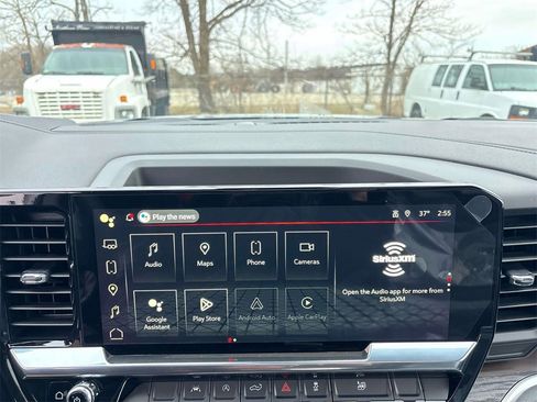 New 2026 GMC Sierra 1500 SLT w/ SLT Premium Package image 16