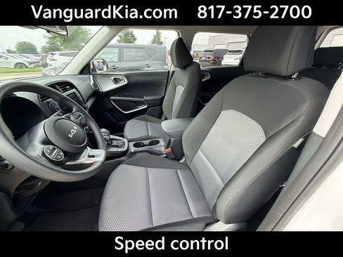 Certified 2025 Kia Soul LX image 15