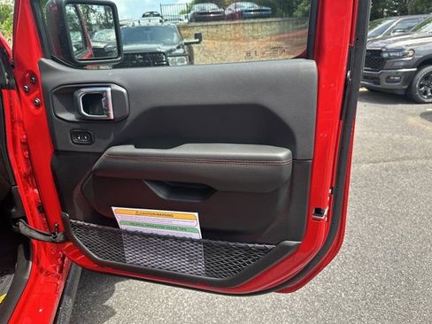 New 2026 Jeep Wrangler Unlimited Rubicon AWD/4WD image 14