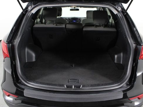 Used 2017 Hyundai Santa Fe Sport image 17