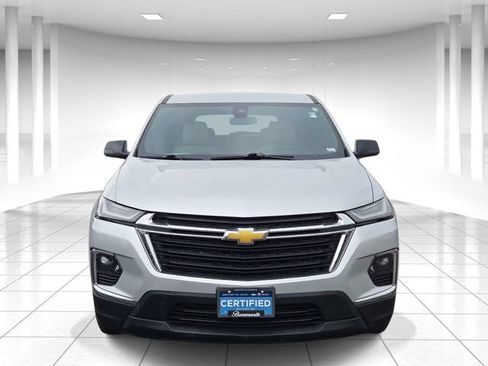Used 2022 Chevrolet Traverse LS AWD/4WD image 5