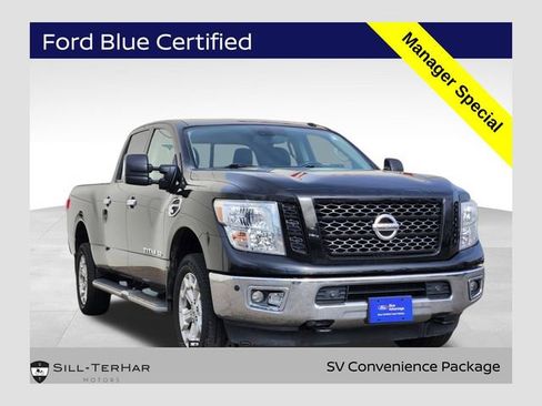 Used 2019 Nissan Titan SV w/ SV Convenience Package AWD/4WD image 1