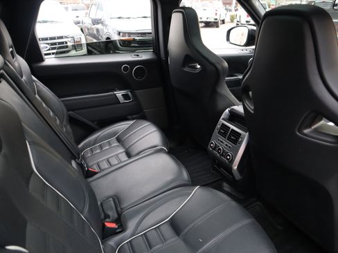 Used 2016 Land Rover Range Rover Sport SVR image 31