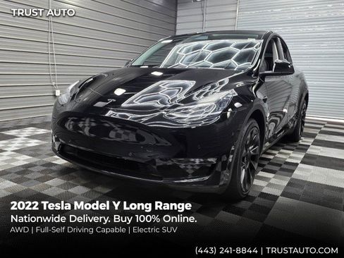 Used 2022 Tesla Model Y Long Range AWD/4WD image 1