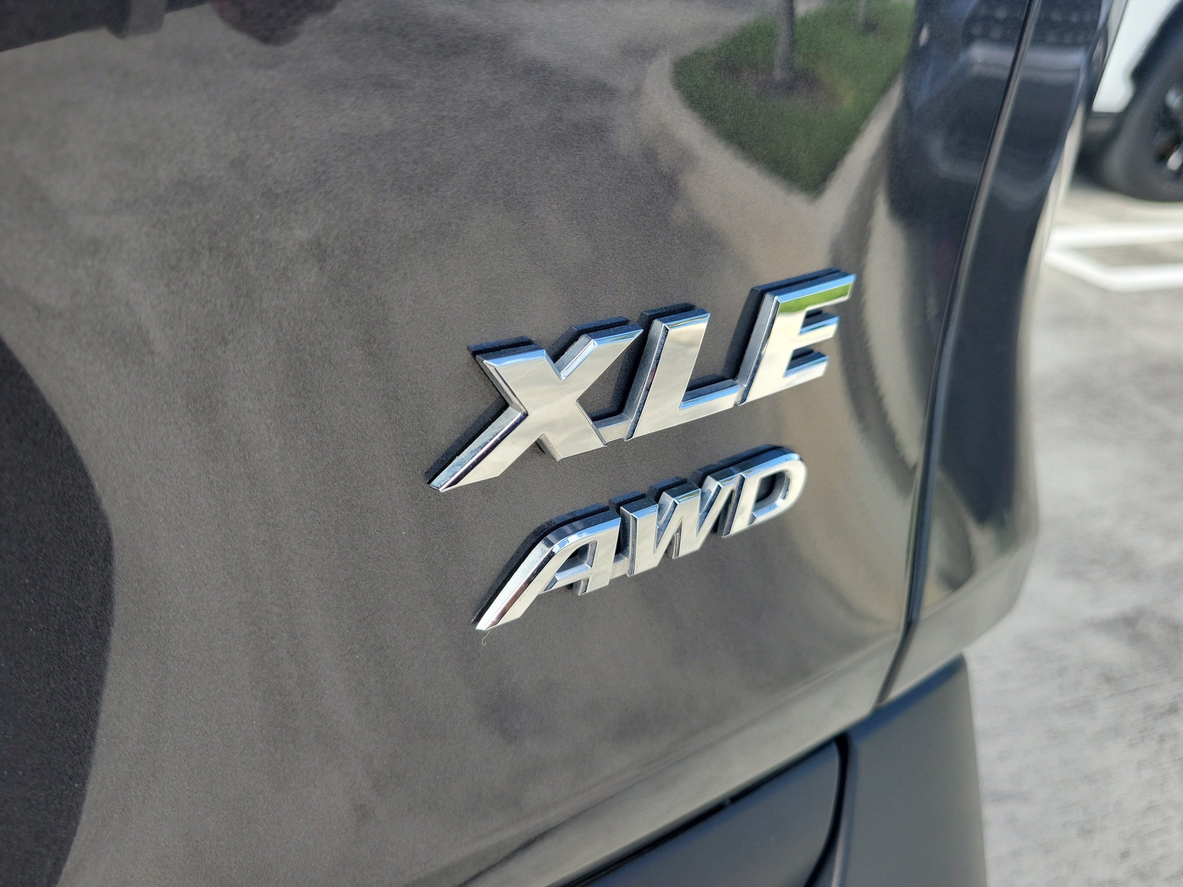 Certified 2023 Toyota RAV4 XLE w/ Convenience Package AWD/4WD image 9