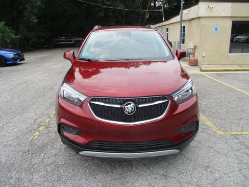 Used 2021 Buick Encore Preferred w/ Safety Package II AWD/4WD image 12