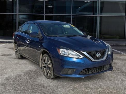 Used 2019 Nissan Sentra SV w/ Special Edition Package image 2