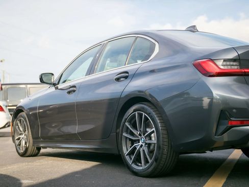 Used 2020 BMW 330i Sedan w/ Convenience Package RWD image 8