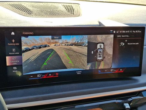 Certified 2023 BMW X7 xDrive40i w/ Executive Package image 21