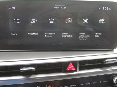 Certified 2025 Kia Sorento S FWD image 45