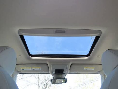 Used 2024 Honda CR-V EX-L image 24