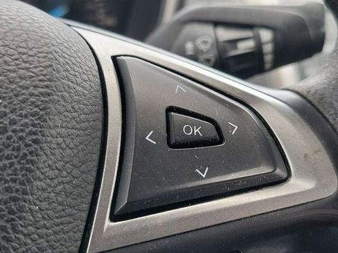 Used 2018 Ford Fusion SE FWD image 14