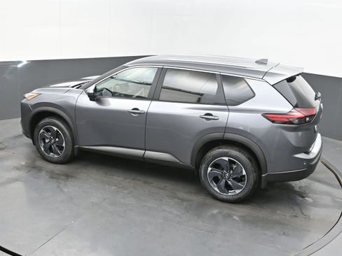 New 2026 Nissan Rogue SV image 33