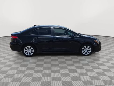 Used 2023 Toyota Corolla LE FWD image 9