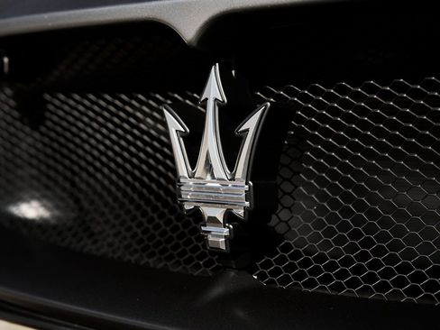 Used 2023 Maserati MC20 Spyder image 8