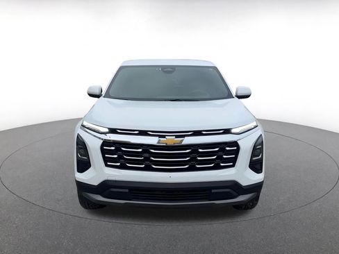 Used 2025 Chevrolet Equinox LT image 4