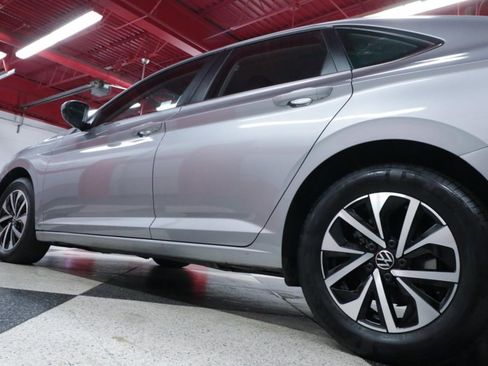 Used 2024 Volkswagen Jetta S image 32