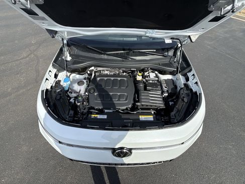 New 2026 Volkswagen Tiguan SE R-Line image 26