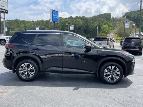 Used 2022 Nissan Rogue SV w/ SV Premium Package FWD image 7