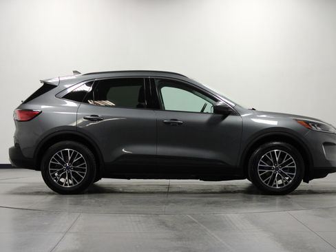 Used 2022 Ford Escape SEL image 3