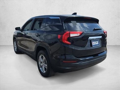 Used 2022 GMC Terrain SLE FWD image 7